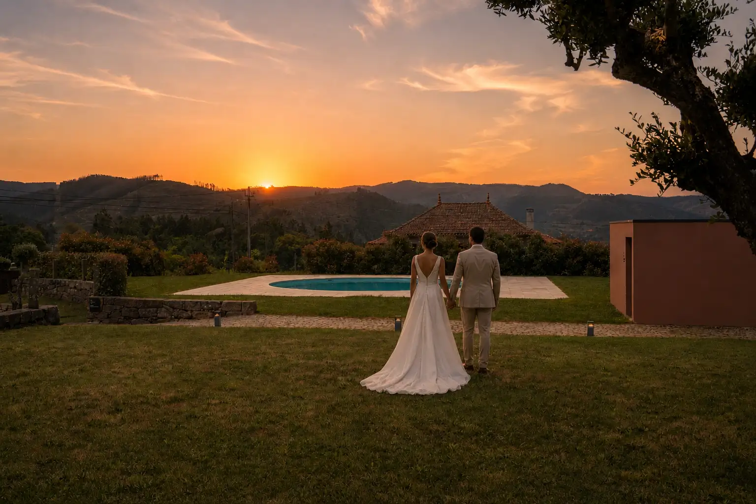 Casamento no Noronha Lima Boutique Hotel em Arouca, Portugal — jardim e espaços para cerimónia e celebração
